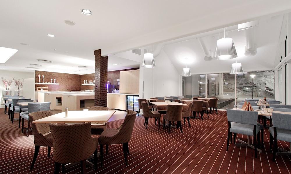 Thon Hotel Kristiansund Bagian luar foto