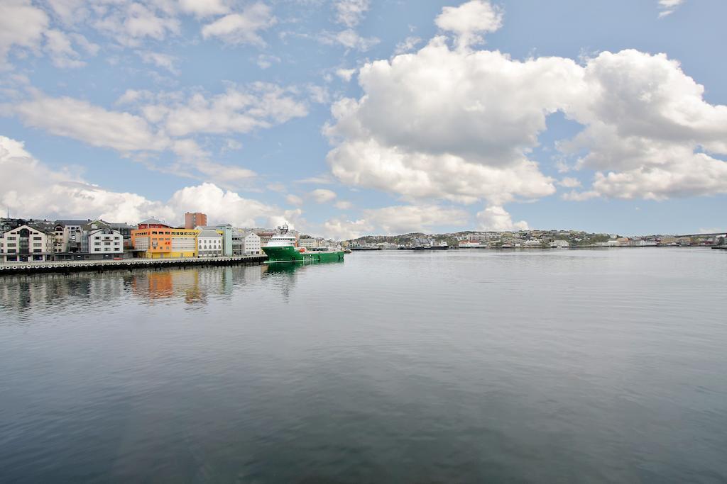 Thon Hotel Kristiansund Bagian luar foto