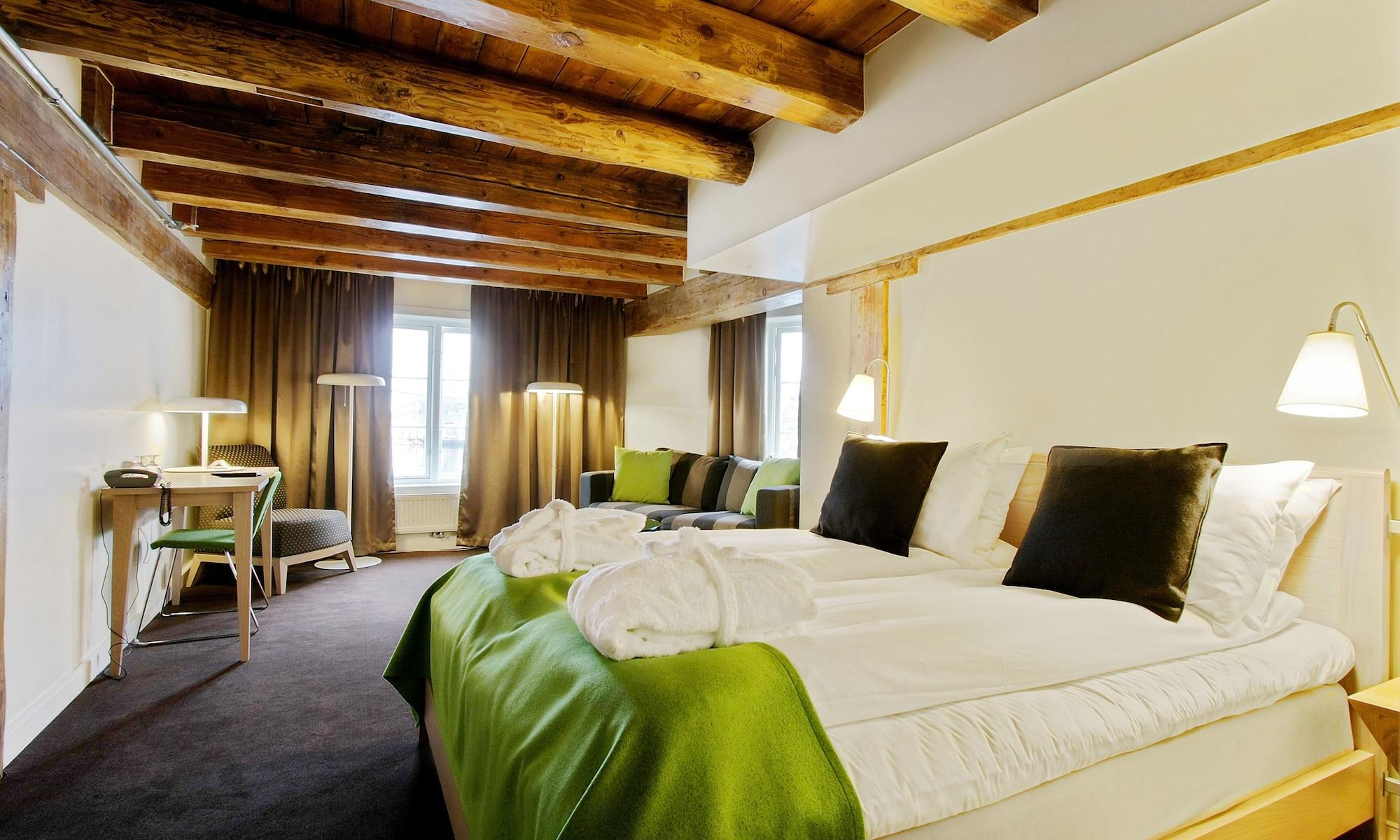 Thon Hotel Kristiansund Bagian luar foto