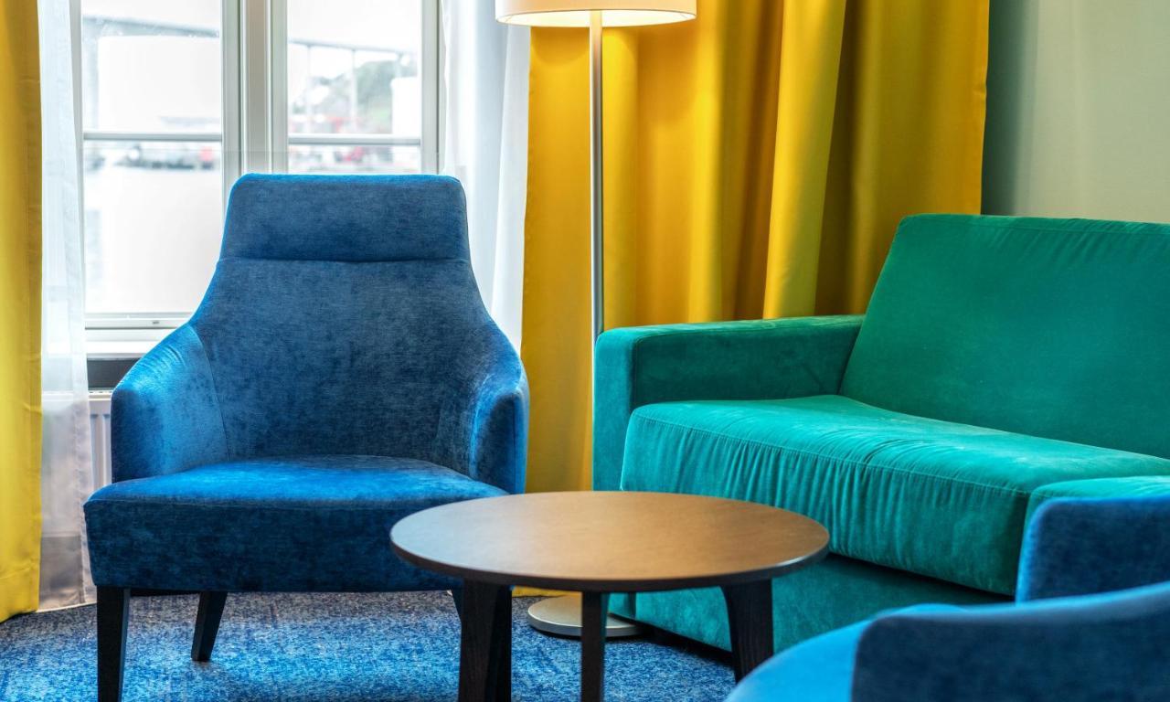 Thon Hotel Kristiansund Bagian luar foto