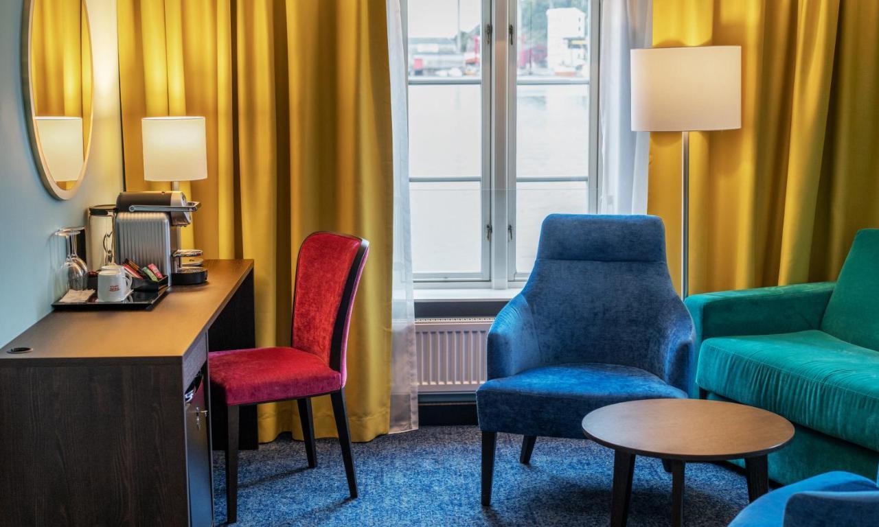 Thon Hotel Kristiansund Bagian luar foto