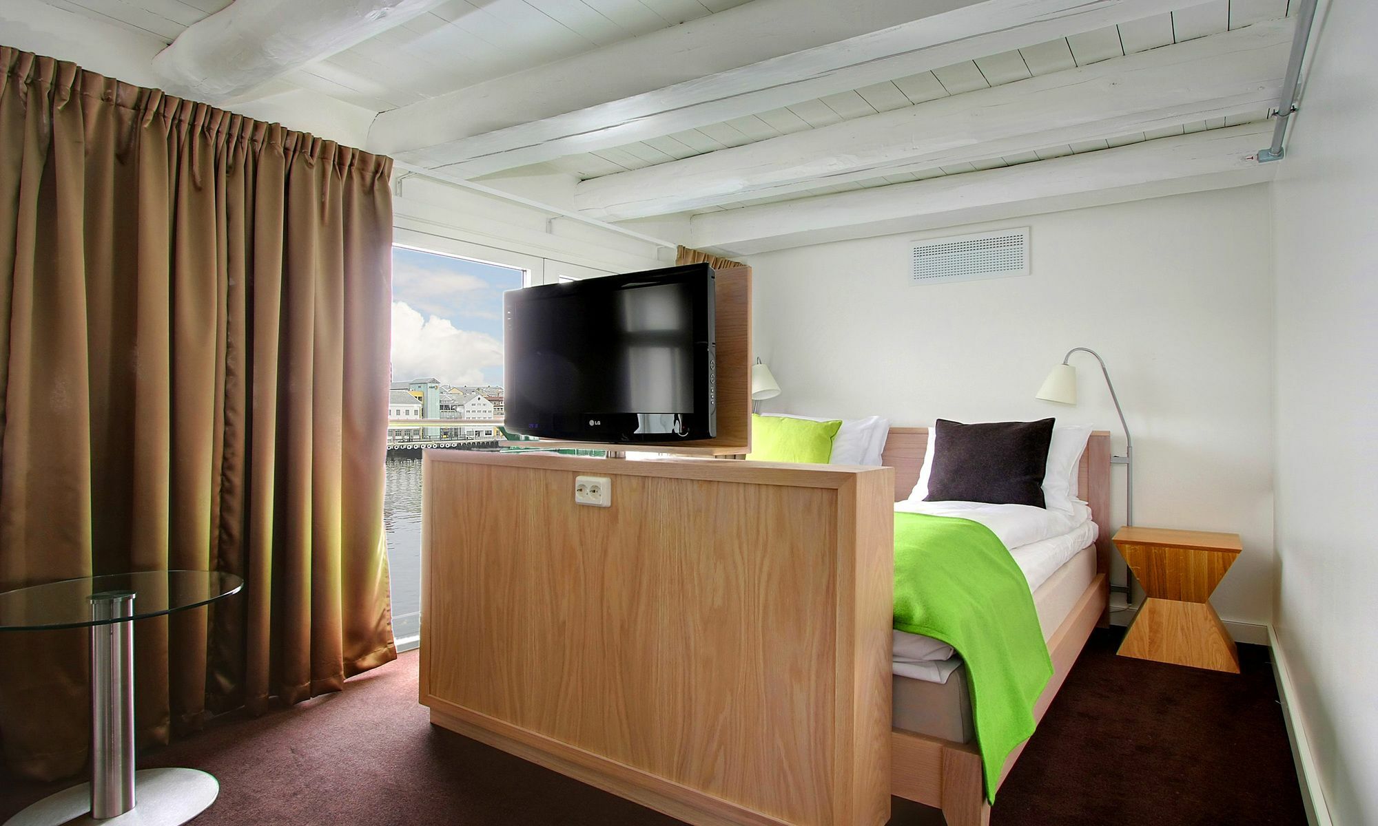 Thon Hotel Kristiansund Bagian luar foto